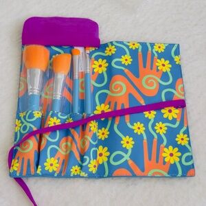 BLOOMING DALES YINKA ILORI COLORFUL  Brush Holder